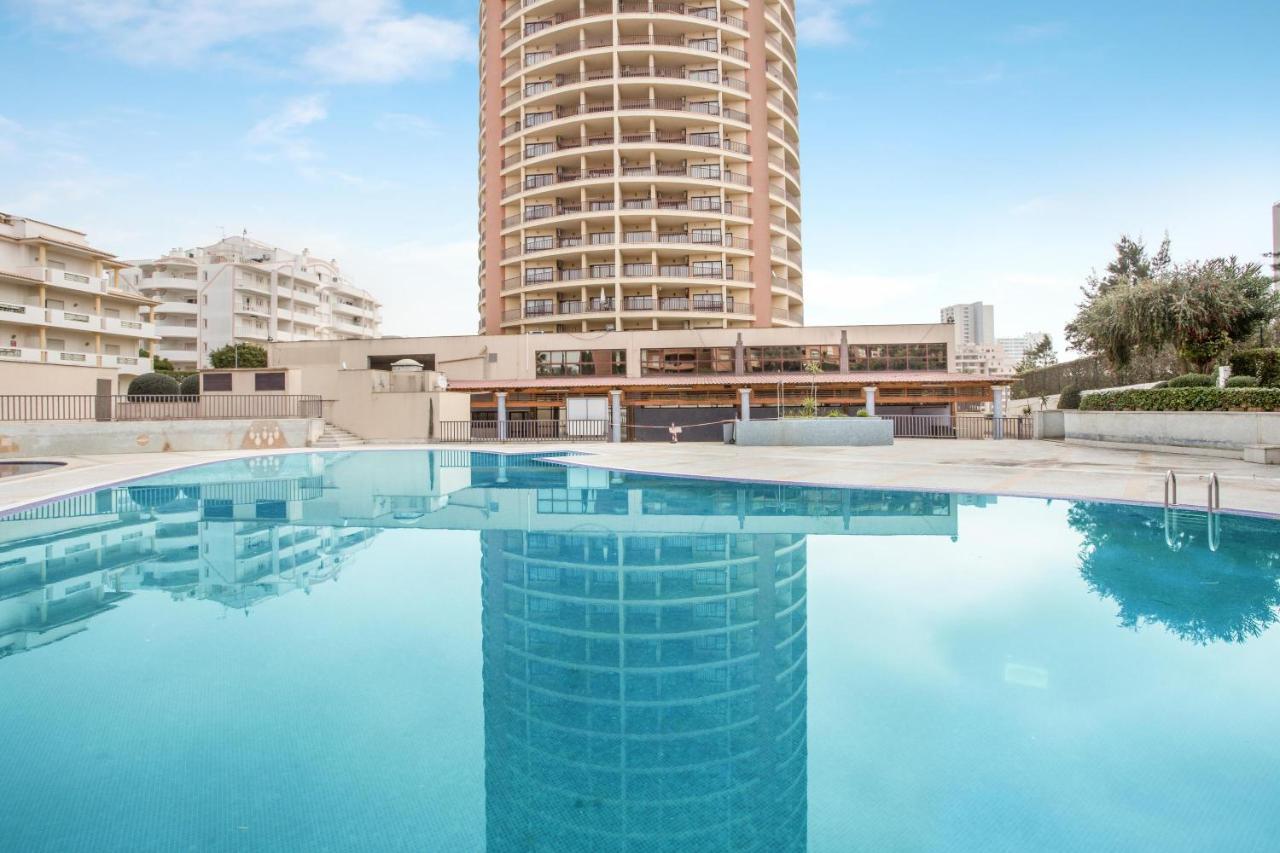 Sunny Escape Apartment Портиман Екстериор снимка